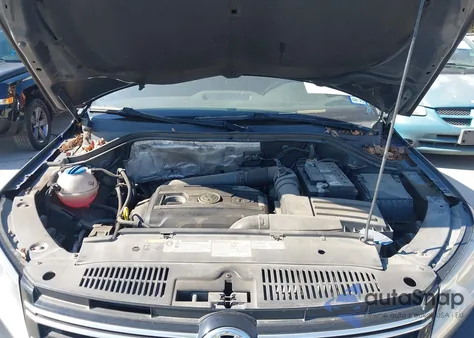 2016 Volkswagen Tiguan S z USA, uszkodzony, nr VIN WVGAV7AX3GW528175